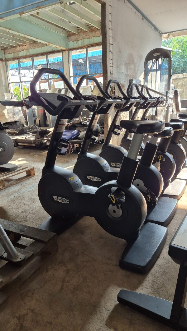 Technogym Excite+Bike 1000 Unity 3